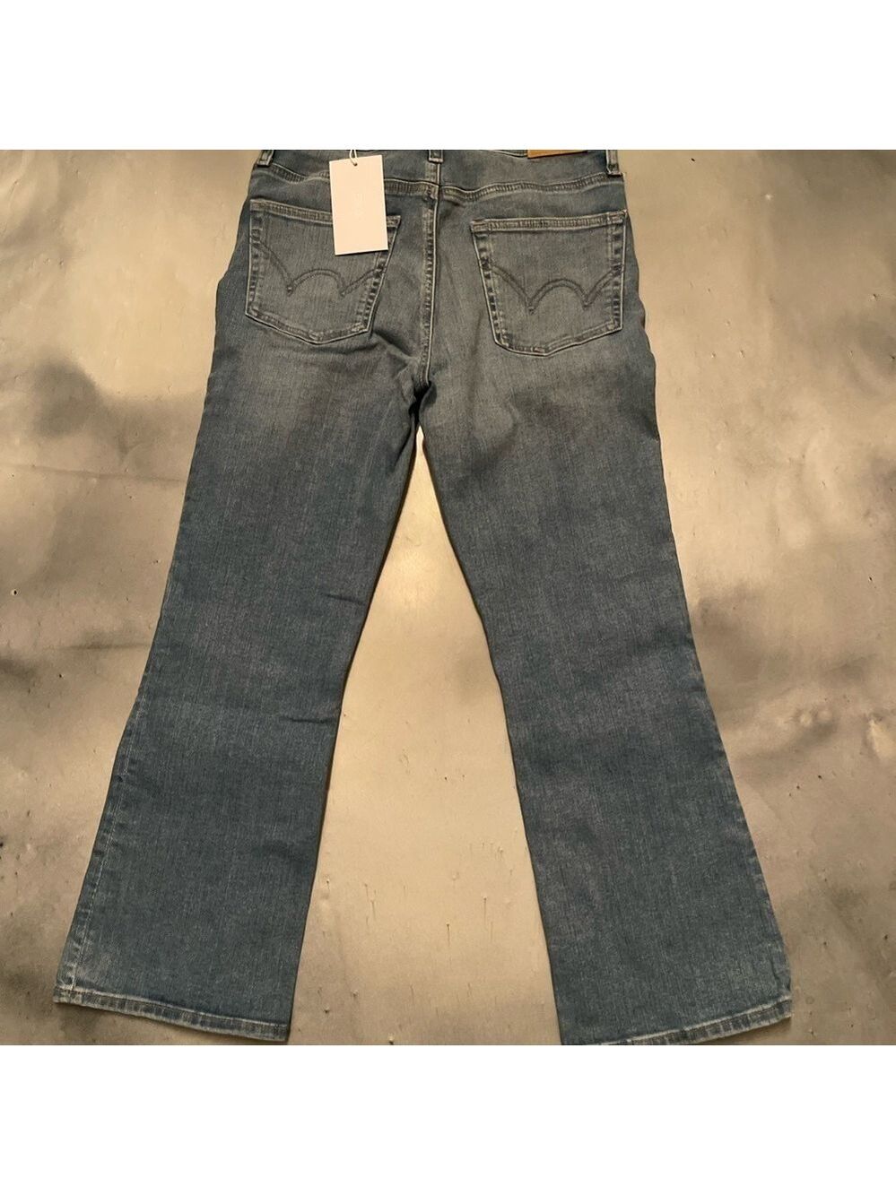 Edwin NWT Cassia Mini Bootcut Jeans 27 Light Wash - Picture 4 of 7